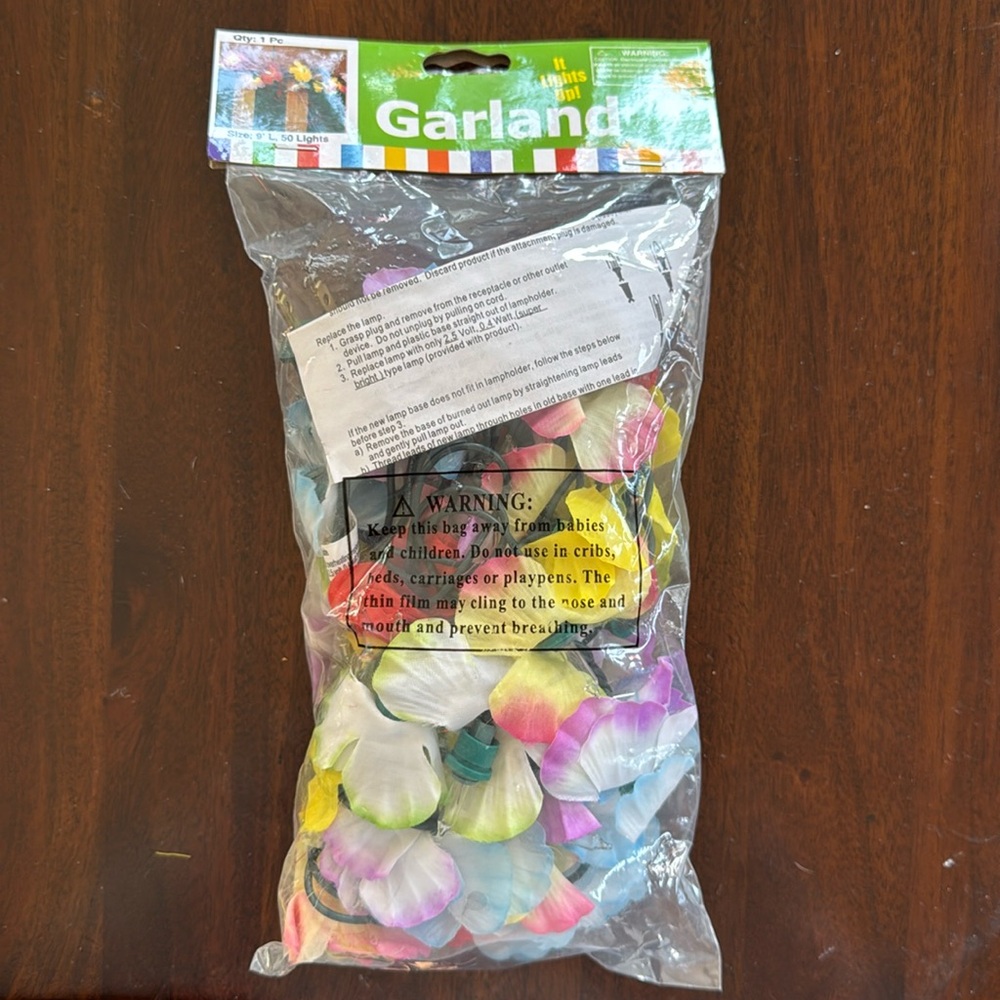 NWT Hawaiian leis light up garland 9’ long 50 lights party luau decorations ￼